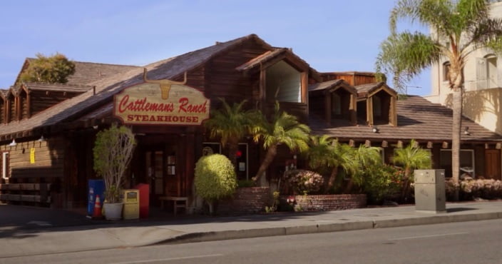 fresh-off-the-boat-filming-locations-cattlemans-ranch-steakhouse