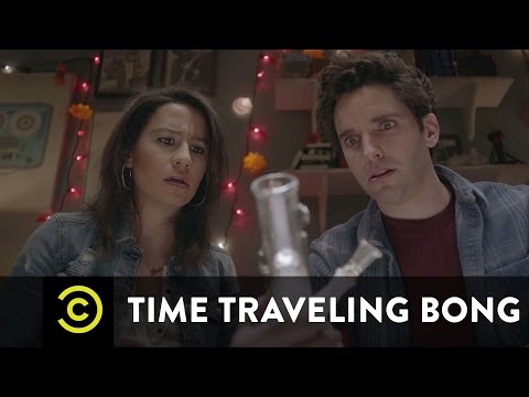 Time Traveling Bong - Puff, Puff, Past