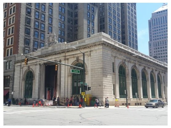 Transformers-The-Last-Knight-filming-locations-Detroit-bank